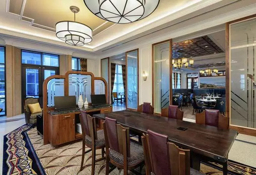 The Higgins Hotel New Orleans, Curio Collection By Hilton