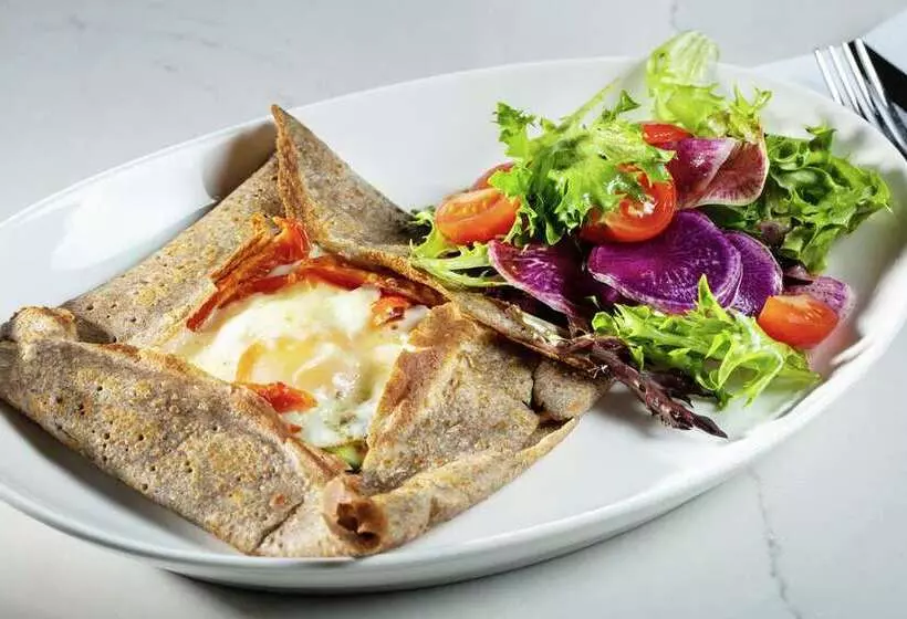 The Higgins Hotel New Orleans, Curio Collection By Hilton