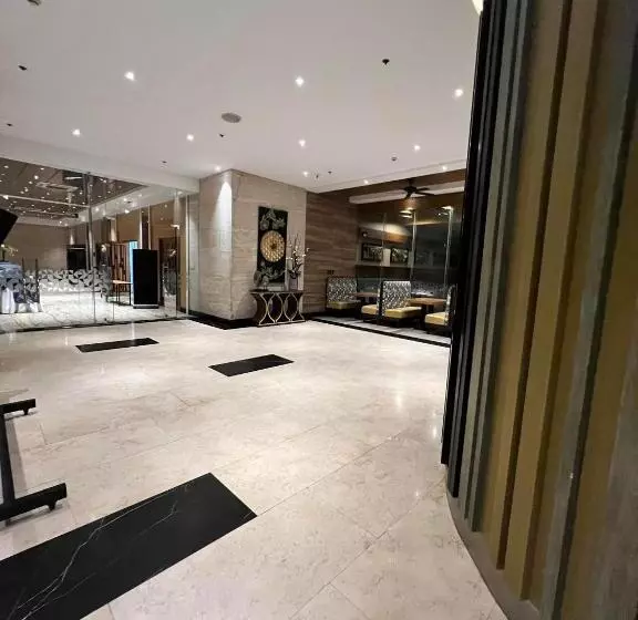 ホテル Best Western Plus Metro Clark