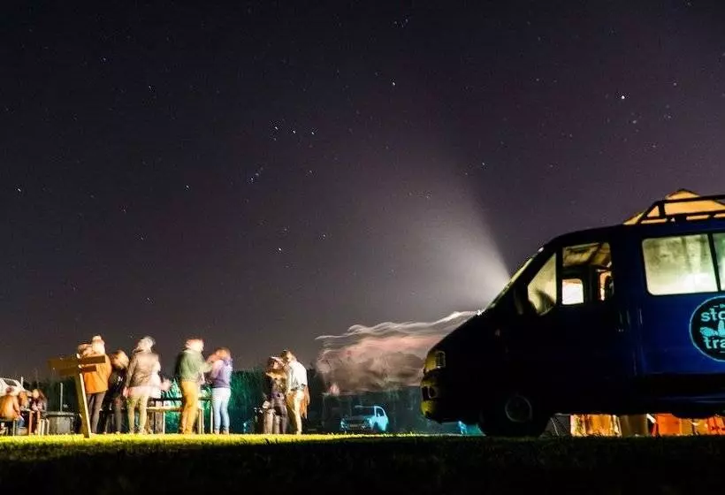 Hotel Las Fallas Camping