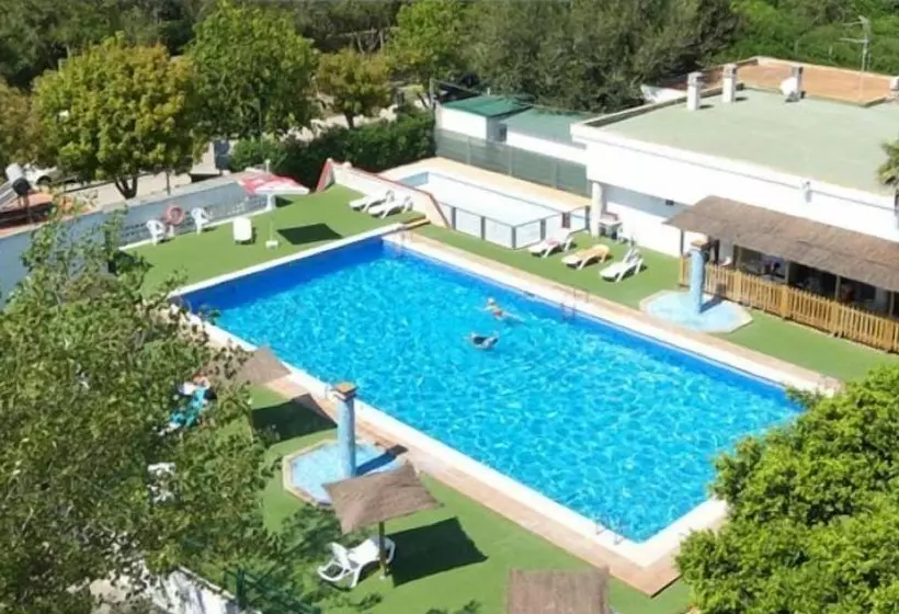Hotel Las Fallas Camping