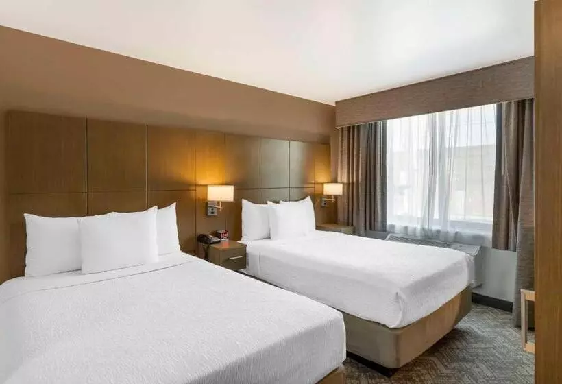 Hotelli Best Western Brooklynconey Island Inn