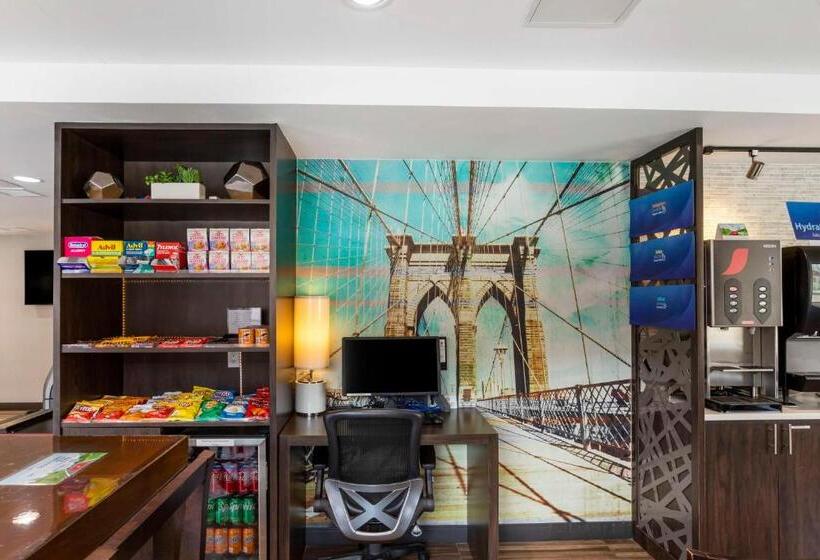 فندق Best Western Brooklynconey Island Inn