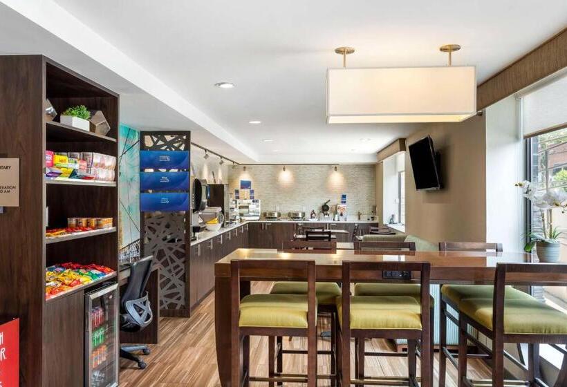 فندق Best Western Brooklynconey Island Inn