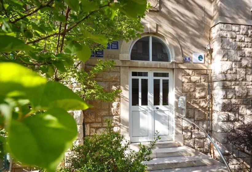 Hostelli Well Of Life Luxury Rooms