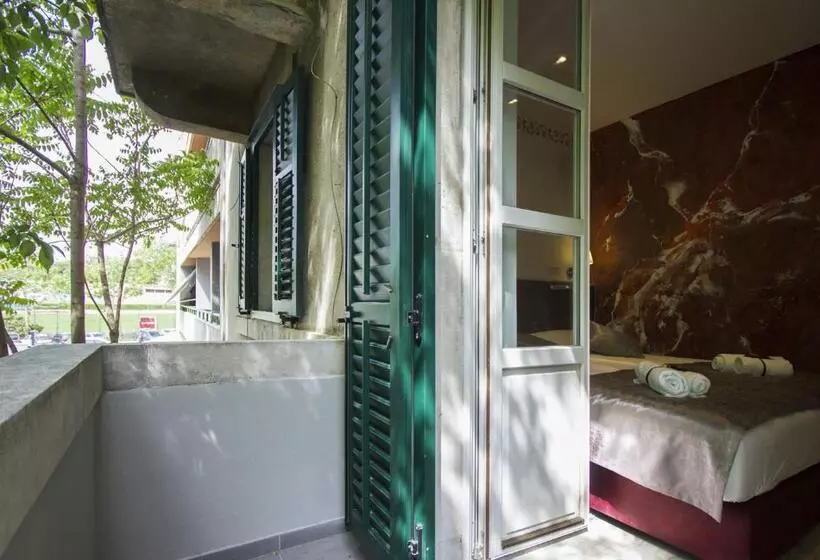 Hostelli Well Of Life Luxury Rooms