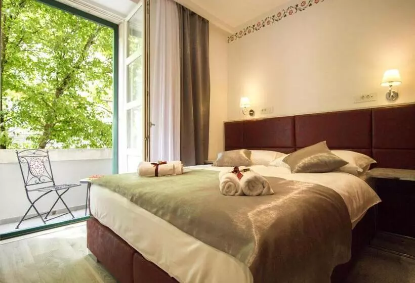 Hostelli Well Of Life Luxury Rooms