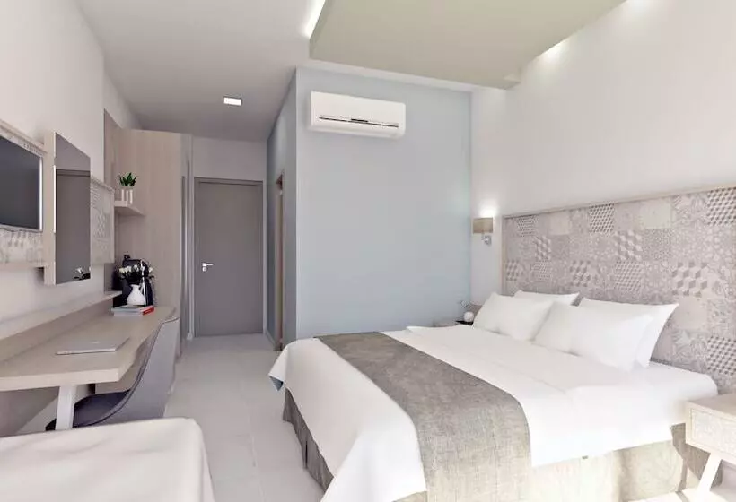 ホテル Vantaris Blue Adults Only