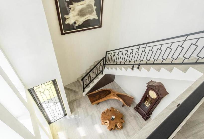 Hotelli Vosstel By Oyo Rooms