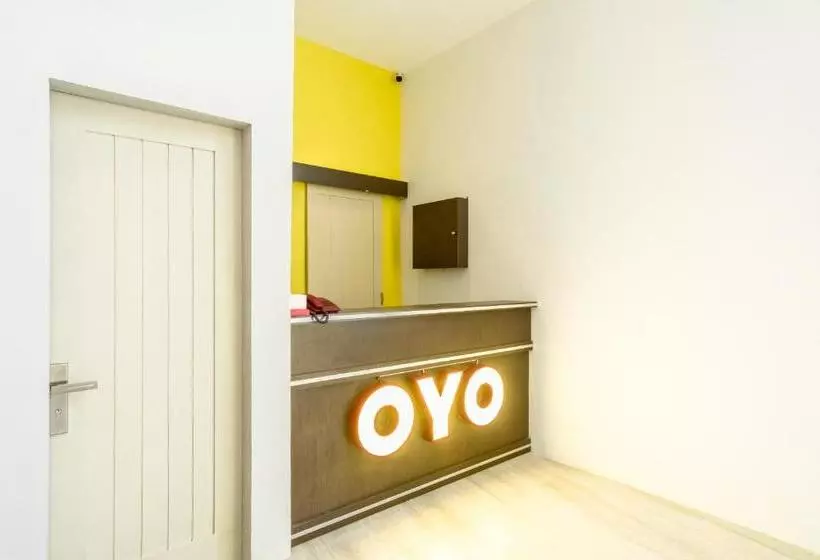 ホテル Vosstel By Oyo Rooms
