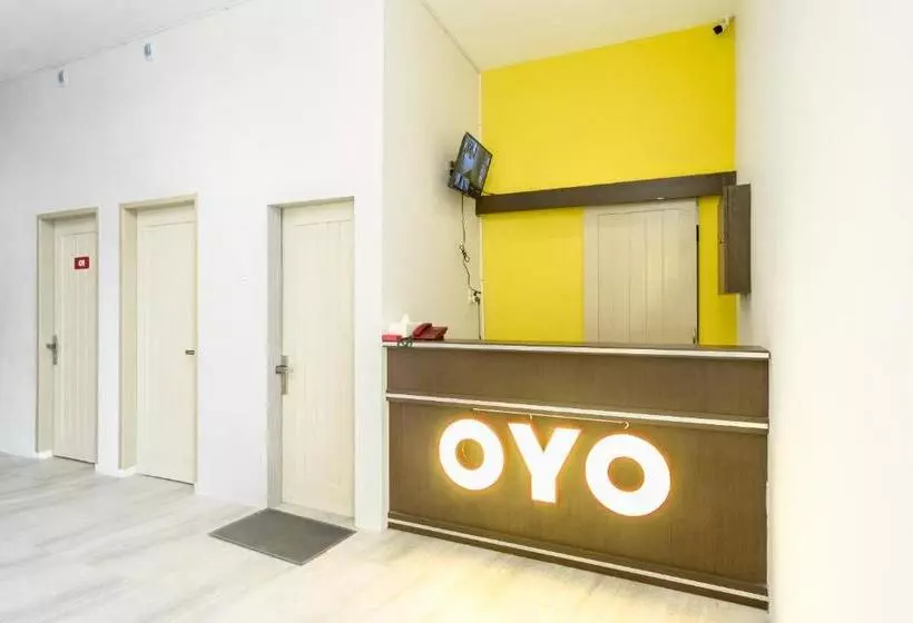 ホテル Vosstel By Oyo Rooms