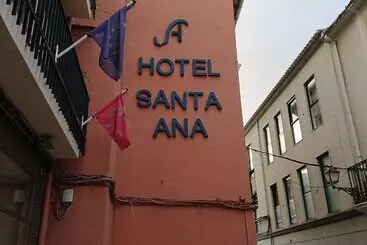 Отель Santa Ana