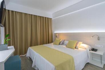 Otel Bellevue Vistanova