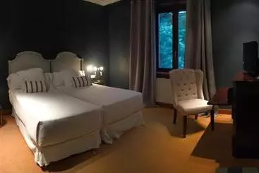 Отель Etxeberri