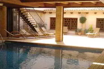 Hotel Meson De Don Quijote