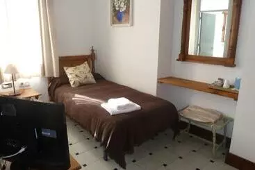 فندق ريفى Entreolivos