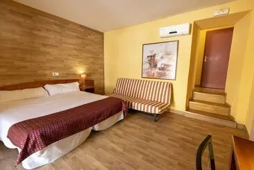 Hostal Restaurante Puerta Del Alcazar