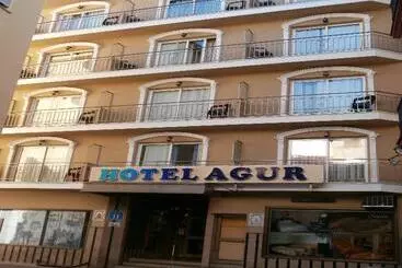 호텔 Agur