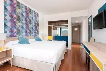 فندق Guadalajara & Conference Center Affiliated by Melia