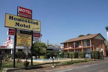 Homestead Motel