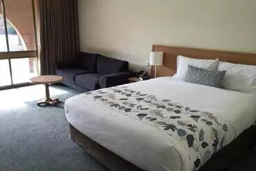 酒店 Bell Tower Inn