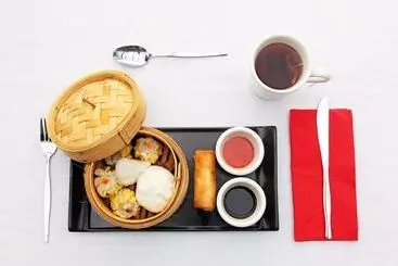 Hotel Mariners On The Waterfront