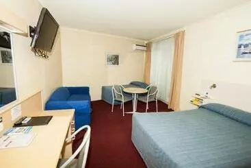 酒店 Palm Court Motor Inn