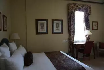 בית מלון כפרי Royal Exchange