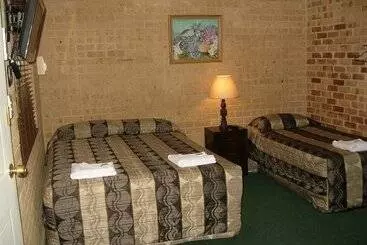 Travellers Rest Motel