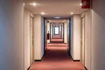 & Aparthotel Casteau Resort Mons Soignies