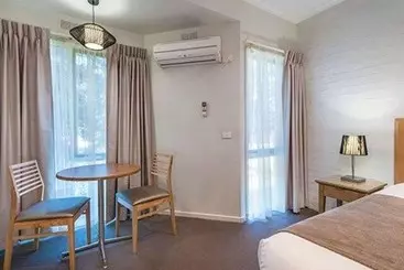 فندق Comfort Inn Coach & Bushmans