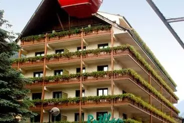 Отель Rutllan & Spa