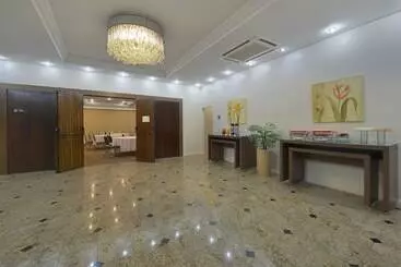 Hotel Deville Curitiba Batel