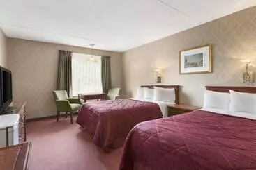 هتل Travelodge By Wyndham Edmundston