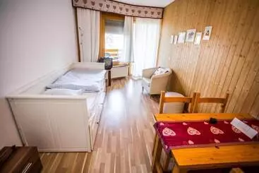 בית מלון כפרי Eden Resort Anzere