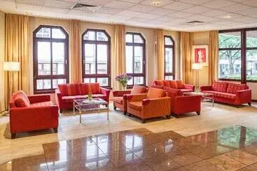 Otel Golden Tulip Bielefeld