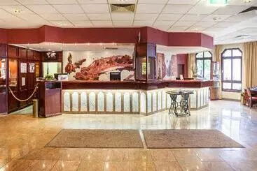 Отель Golden Tulip Bielefeld