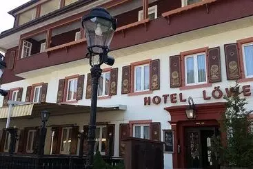 فندق Hostel Zum Löwen