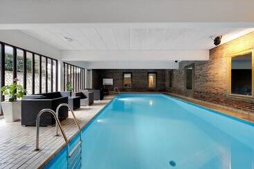 בית מלון כפרי Kryb I Ly Kro