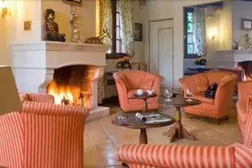 فندق Logis Auberge Du Centre