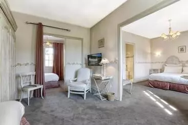 בית מלון כפרי Restaurant Charbonnel