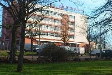 هتل Mercure Macon Bord De Saone