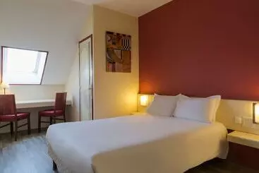 בית מלון כפרי Logis, Hôtel Au Chêne Vert, Saint Brieuc Nord