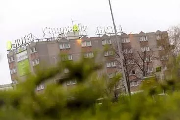 Otel Campanile Paris Est Bobigny