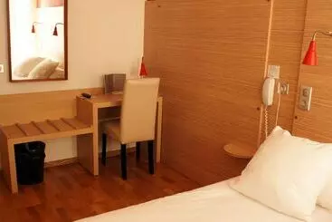 ホテル Edmond Rostand