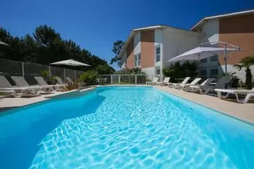 ホテル Restaurant La Forestiere