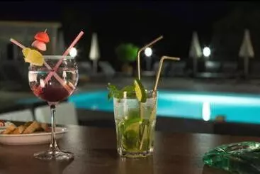 فندق Les Capucines Saint Tropez