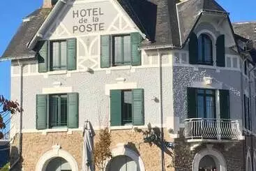 فندق De La Poste