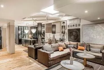 هتل Maisons Du Monde Hôtel & Suites   La Rochelle Vieux Port