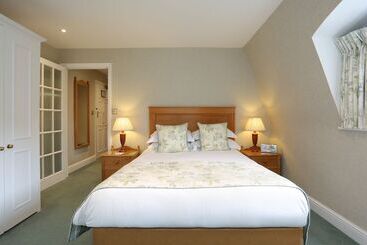 ホテル West Lodge Park